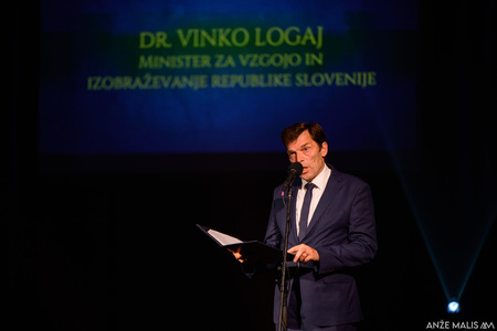 Minister Dr. Vinko Logaj